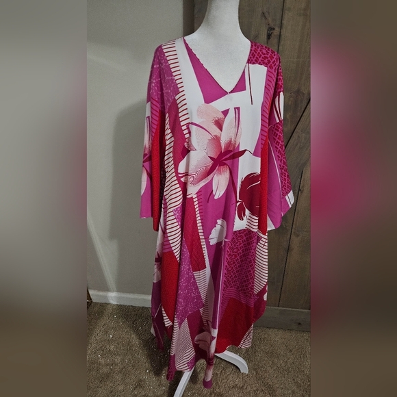 NATORI Kabuki Floral-Print Pullover Caftan. Red/pink/white. Size Med - Picture 8 of 16